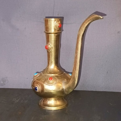 Arabian amphora (teapot) like new with intricate designs