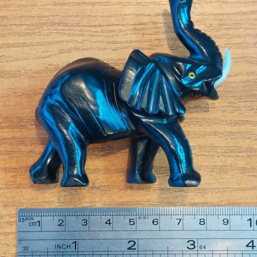 Onyx elephant figurine new, 9 cm, Cusco Peru