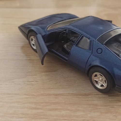 Ferrari 1973 365 GT4 Shell 1/38 used