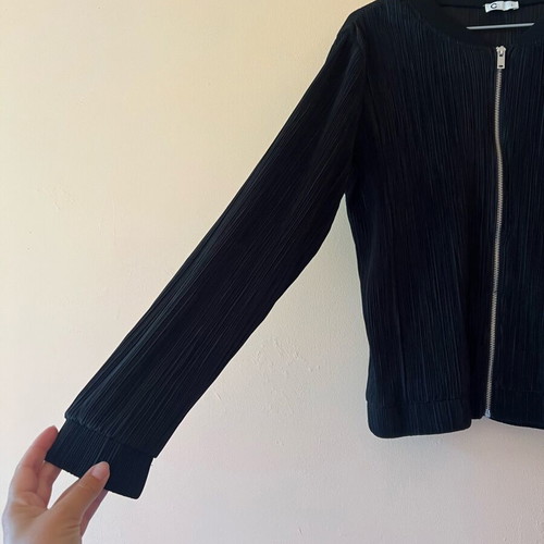 Spring satin soleil jacket black, size L, like new, Cube