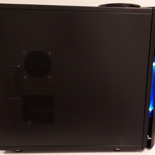 Desktop 2.6GHz with 21” monitor used, excellent condition