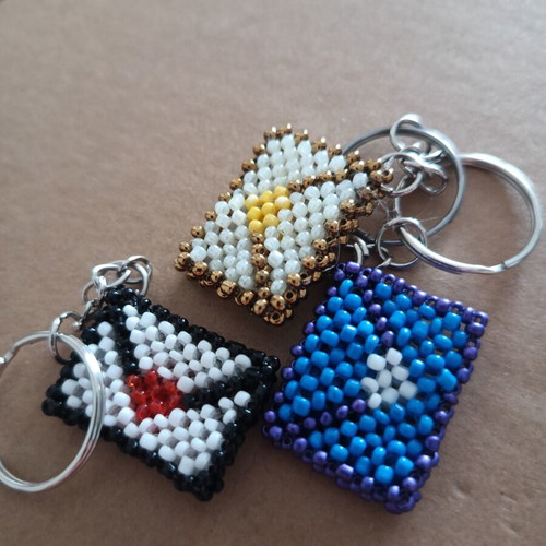 Handmade beaded keychain new, multicolor