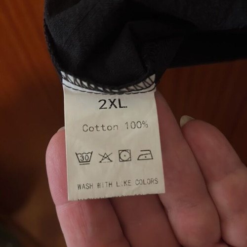 Black shirt 100% cotton 2XL like new