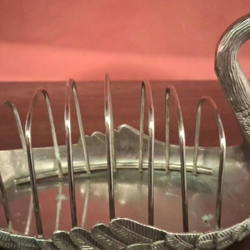 Vintage Art Nouveau Metal Swan Toast Holder like new