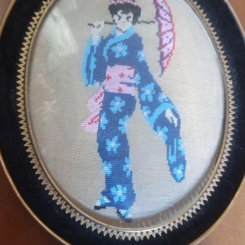 Vintage oval embroidery frame