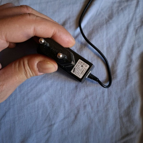Samsung charger like new for old phone model type Atads10 ebe