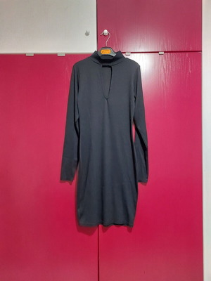 Pull & Bear dress like new, size L