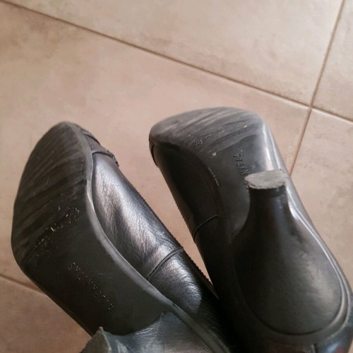 Hispanitas black 5cm heels used with floral details, size 38