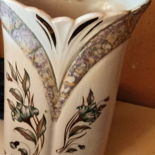 Vintage vase like new