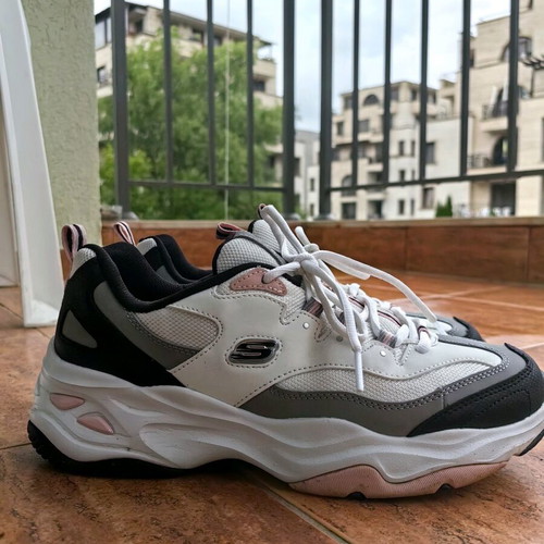 Skechers sneakers size 39-40, like new, white and pink