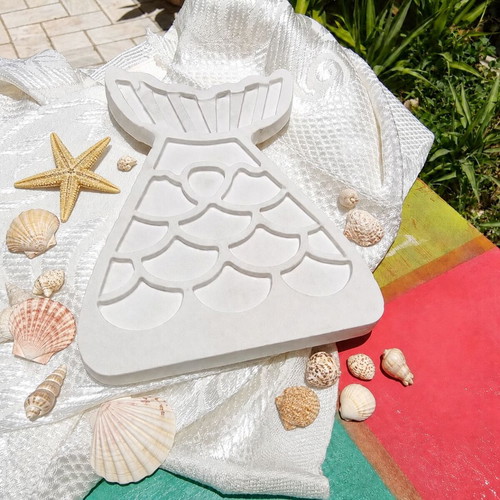 Plaster mermaid tails for painting, 26 cm, new