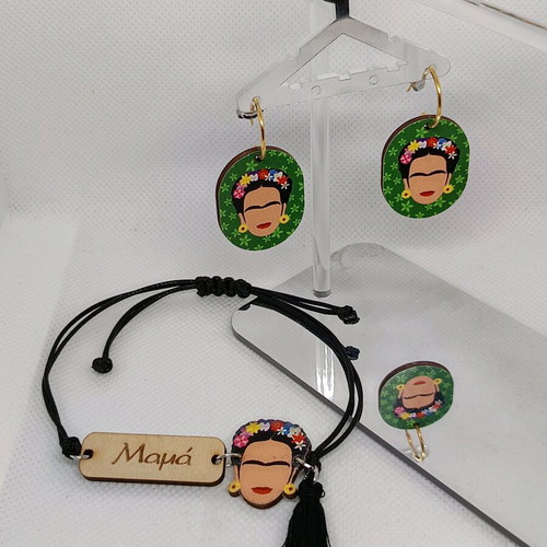 Frida Kahlo jewelry like new, colorful earrings and adjustable mom bracelet