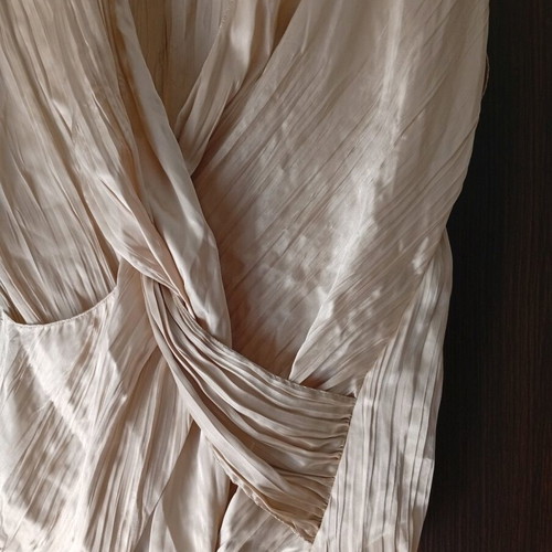 Zara women's blouse new, gold color, size XL