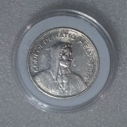 Swiss 5FR 1933 silver coin like new