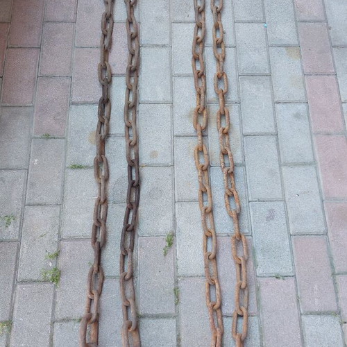Heavy-Duty Chains with Hooks used, 3.5 meters each