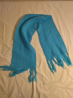 Knitted scarf like new, blue-turquoise