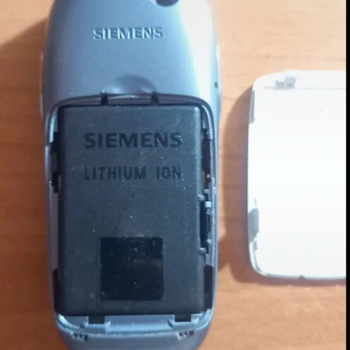Siemens mobile phone used, old collectible with battery and charger