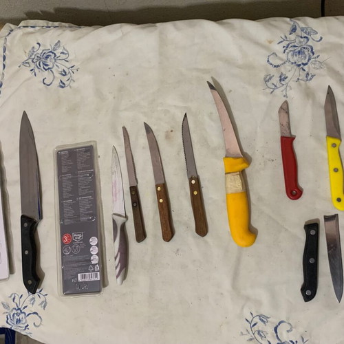 Kitchen knives used, assorted set, unsharpened