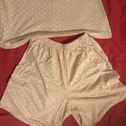 Pink pyjamas like new, size M