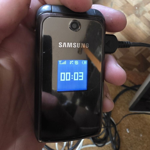 Samsung SGH-M310 flip phone used, retro classic