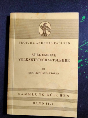 Allgemeine Volkswirtschaftslehre German book for mathematics in excellent condition