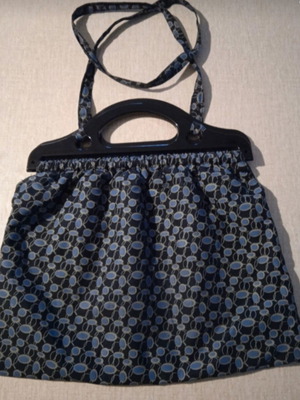 Vintage shoulder bag used, waterproof fabric with geometric pattern