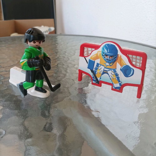 Playmobil hockey