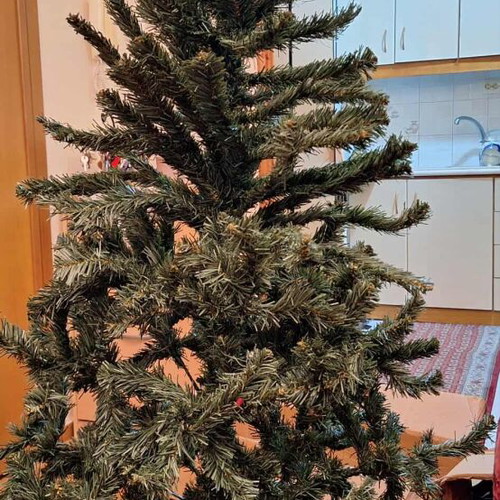 Christmas tree 1.50 m like new, 90 cm diameter