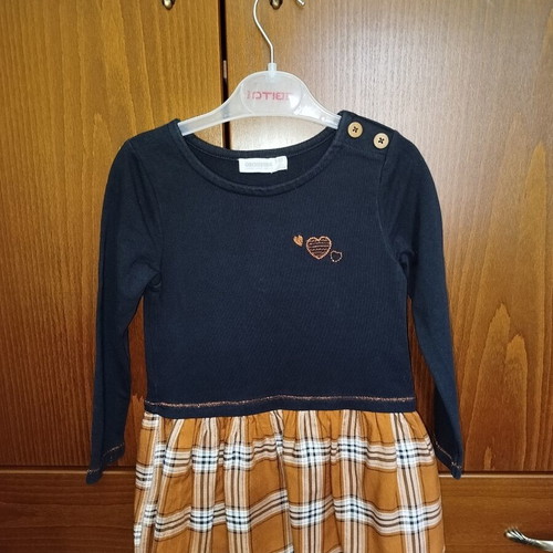 Dresses like new, pack of 4 for 24-36 months