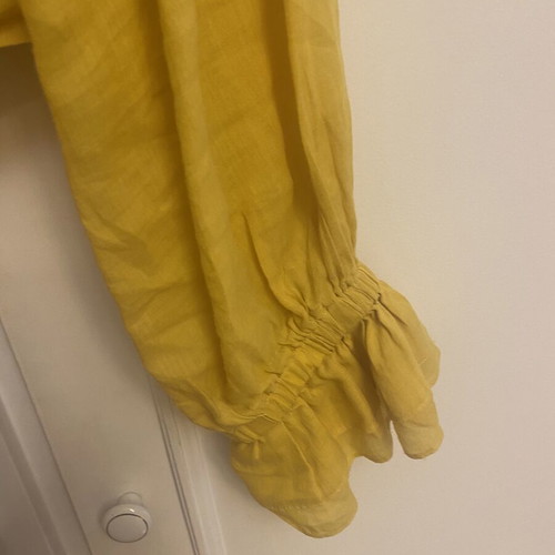 Zara yellow linen shirt with ruffle sleeves like new