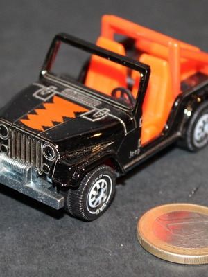 SIKU '' Jeep CJ 5 '' Κλίμακα: 1/64 Σε εξαιρετική κατάσταση. Τιμή 4 ευρώ