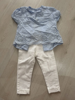 Girls Clothing Set like new, blue embroidered top and white jeans