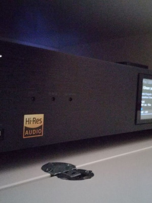Pioneer N-50A music streamer-dac σαν καινούργιο με τηλεχειριστήριο και αρχική συσκευασία