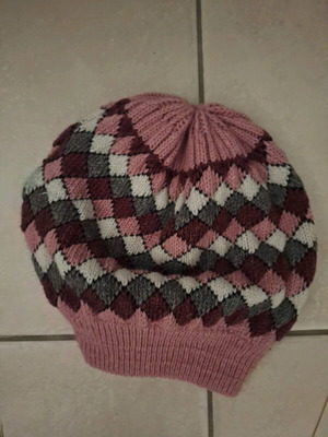 Pink hat like new, one size