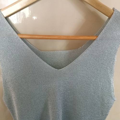 Silver shiny top size S like new with lurex knit fabric