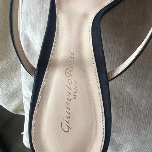 Gianvito Rossi leather high-heeled sandals like new, black