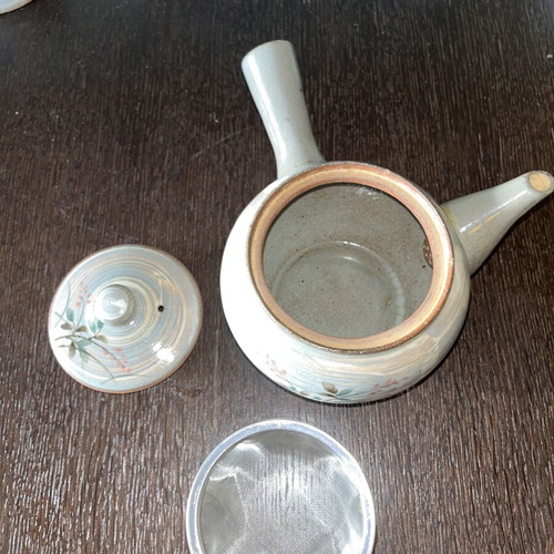 Japanese porcelain tea set with four cups in wooden box