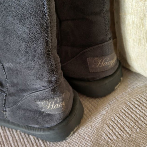 Haqyyia boots used, warm with fur lining, size 37, gray