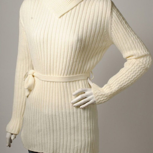 Women's knitted sweater tunic with belt, cream