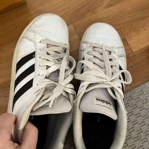 Adidas Grand Court shoes used, size 39, black and white