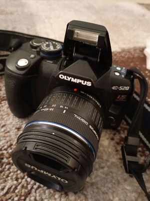 Olympus E 520 camera like new with lenses and accessories