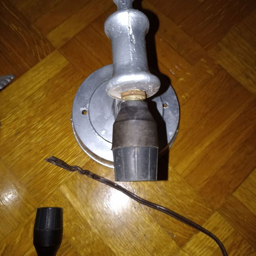 Outdoor lighting set used, includes sockets