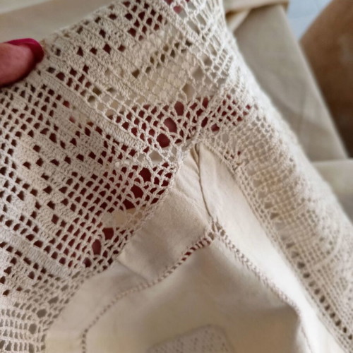 Handmade Beige Tablecloth with Crochet and Azur, like new, 193x188 cm