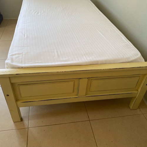 Wooden single beds like new, set of 2