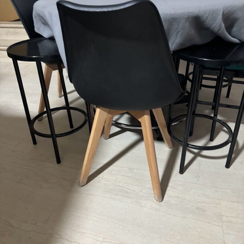 Black chairs like new, pack of 32, ideal for cafes