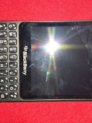 Blackberry Q5 SQR100-2 used, black, with 3.10-inch screen