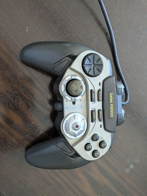 Saitek P2000 gamepad μεταχειρισμένο, USB και gameport
