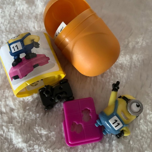 Kinder toys in excellent condition, pack of 13 pieces