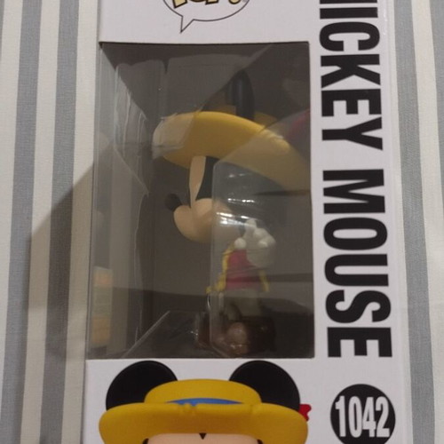 Funko Pop Disney Mickey 1042 Con sticker new authentic