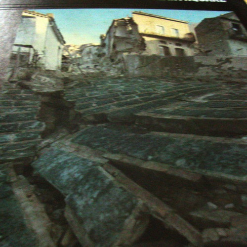 Planet Earth Earthguake new book in Greek